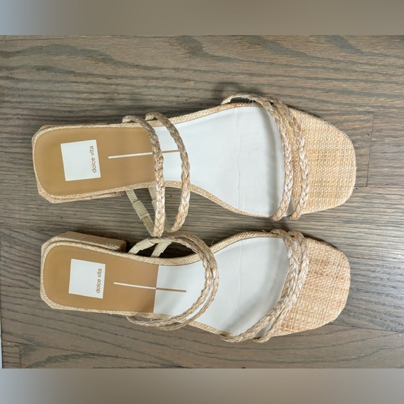 Dolce Vita Beige Tan Haize sandals- size 8.5 - Picture 2 of 6